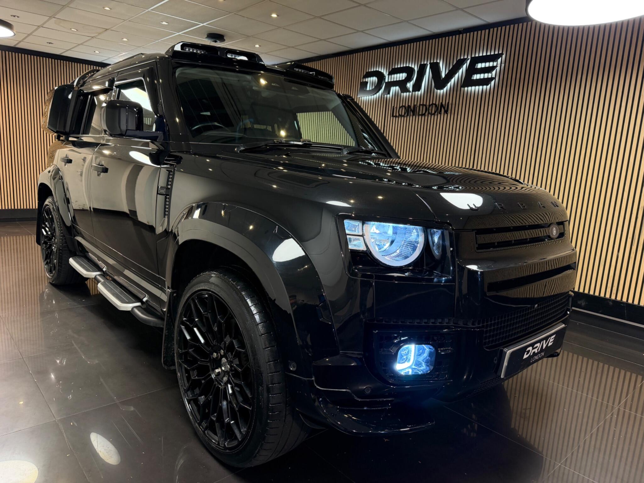 Land Rover Defender 110
